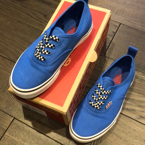 vans lace size